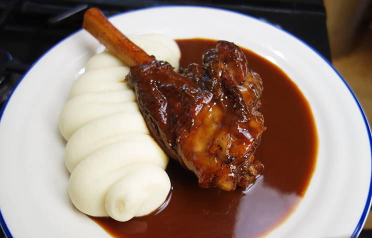 Slow-cooked lamb shanks