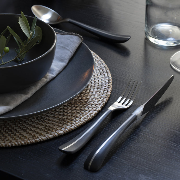 Contour Noir Satin Table Fork