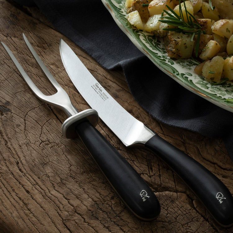 Signature Carving Set - Lifestyle